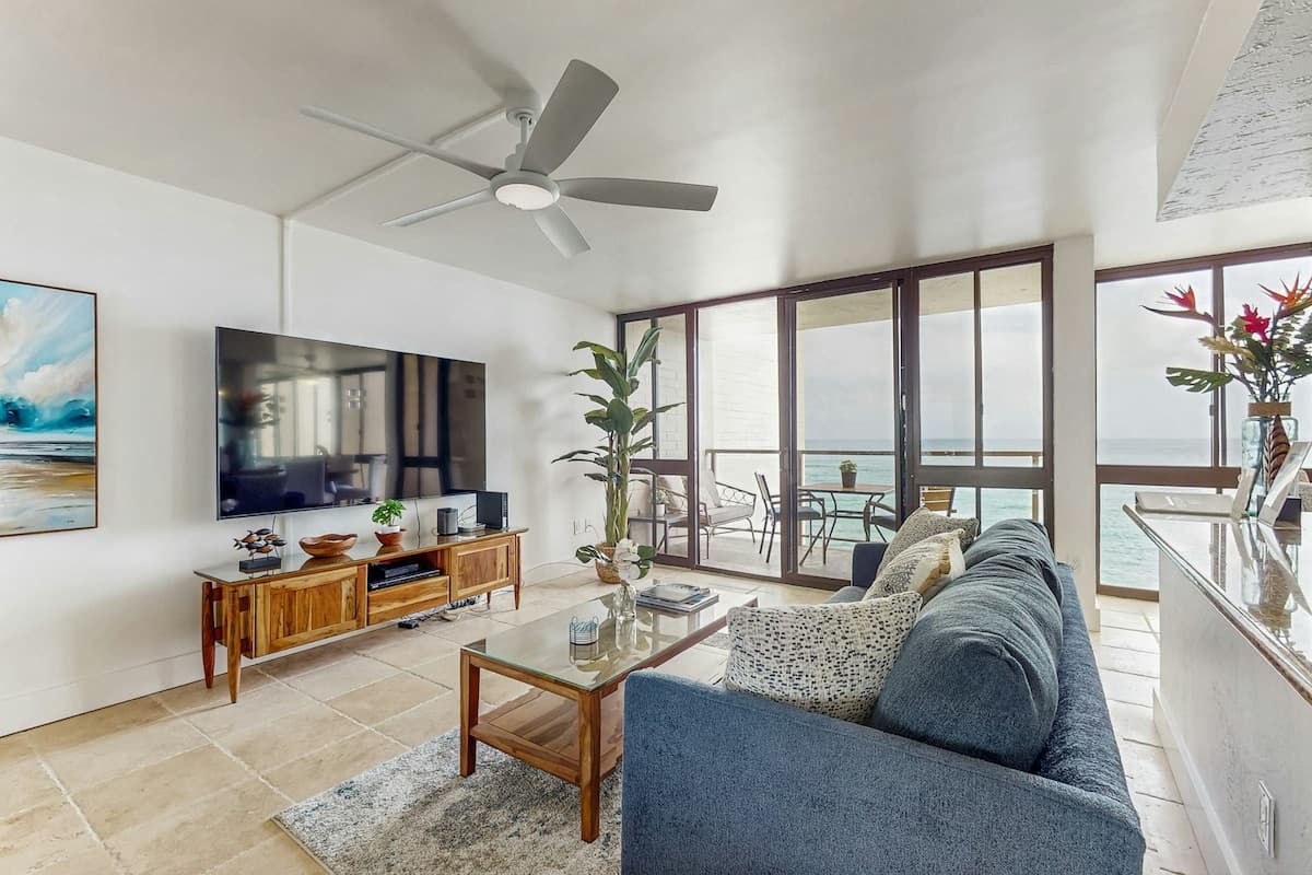 Prime 1BR Oceanfront | Balcony | - Photo 2
