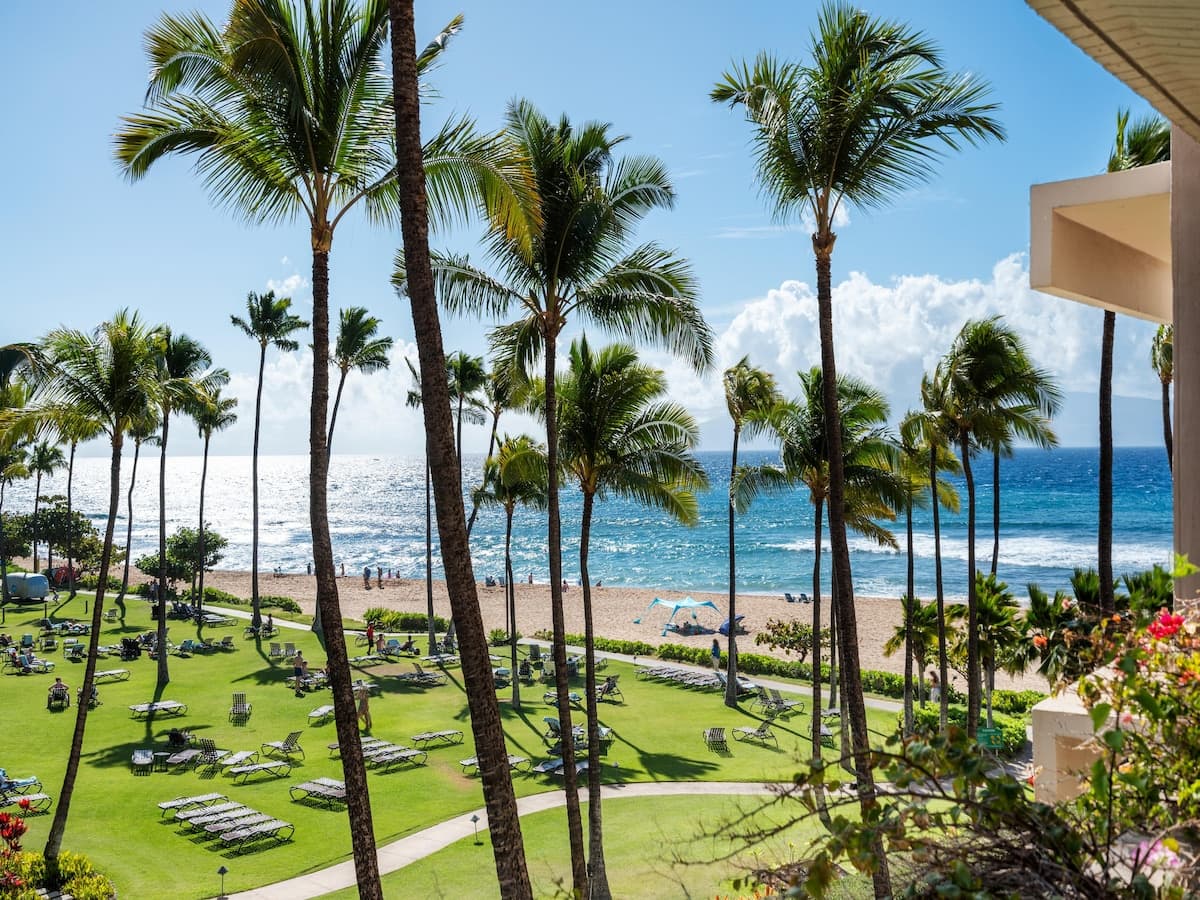 Live the Aloha Life w/ Ocean Views & Resort - Photo 1