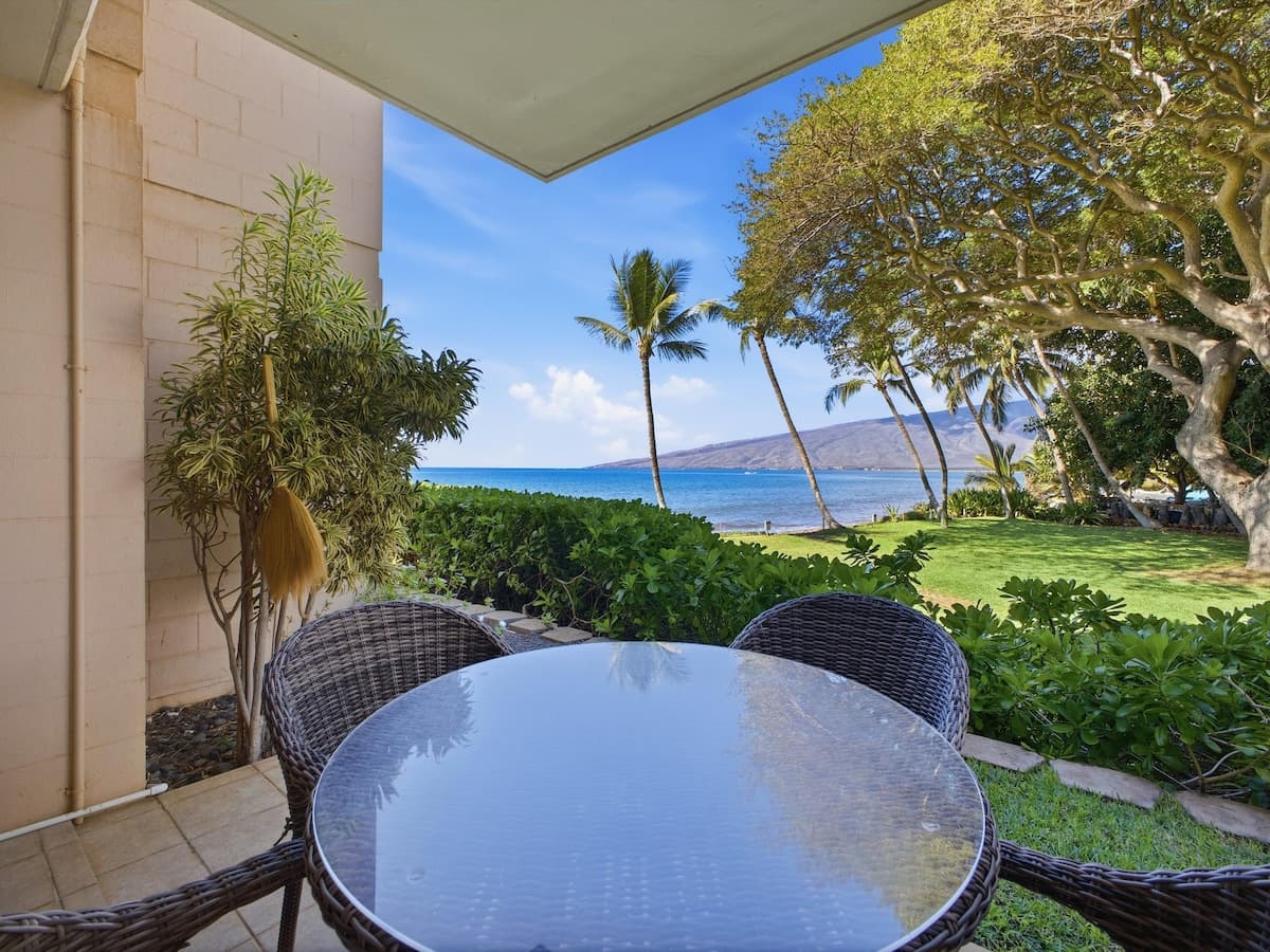Direct Beachfront Living in South Maui - Photo 3