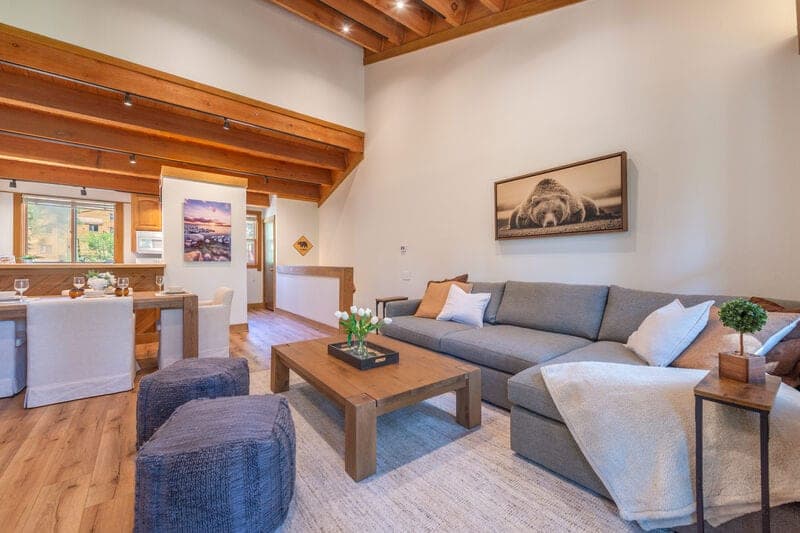Split-Level Mountain Condo with Pool & Shuttle - Photo 1