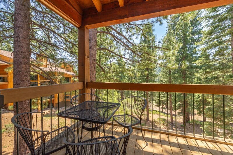 Split-Level Mountain Condo with Pool & Shuttle - Photo 5