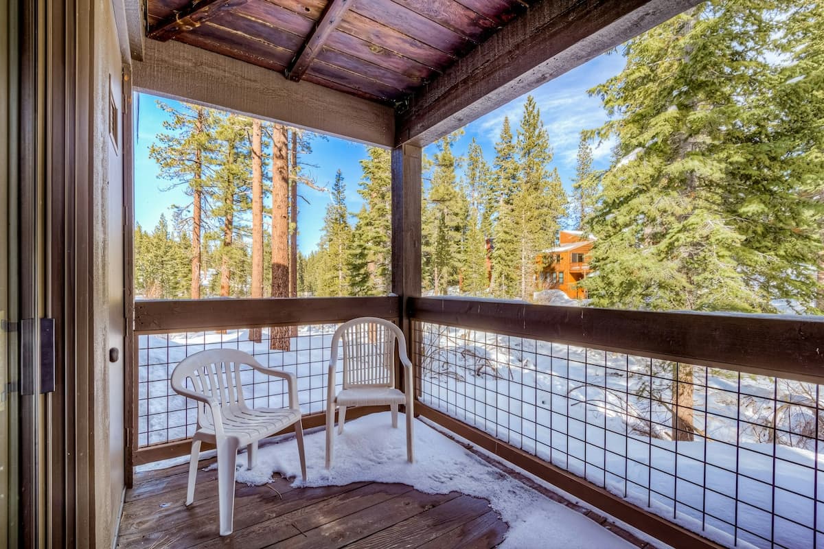 Silver Strike Serenity Pool, Hot Tub, Arcade - Photo 2