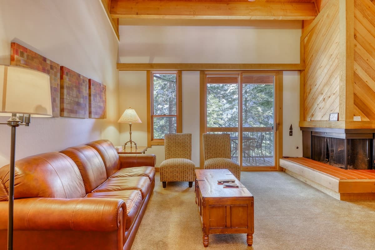 Northstar Perch Cozy Cabin Near Ski Resort - Photo 2