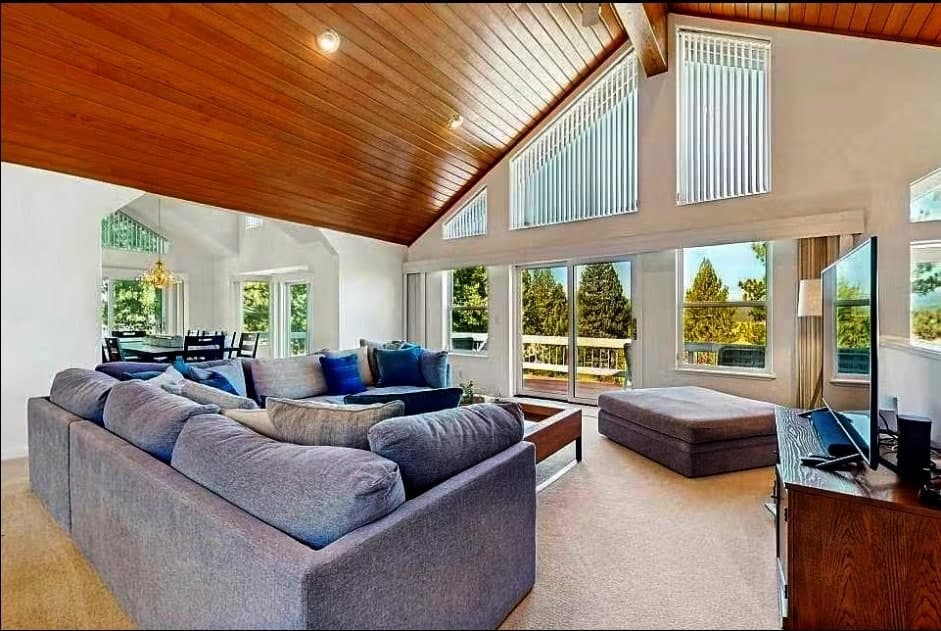 Sunny Sierra Chalet with Valley Views & Pool - Photo 2