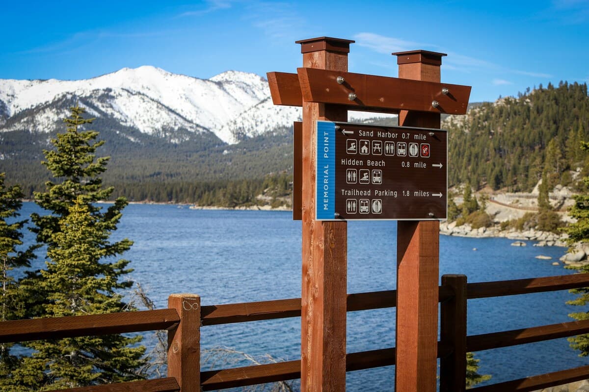 Condo in Incline Village · ★4.17 · 3 bedrooms · 3 beds · 3 private baths - Photo 3