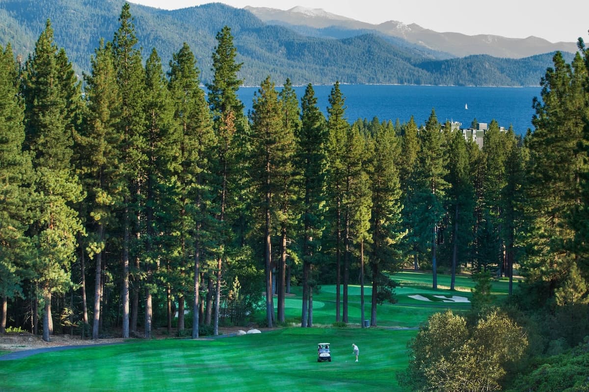 Condo in Incline Village · ★4.17 · 3 bedrooms · 3 beds · 3 private baths - Photo 4