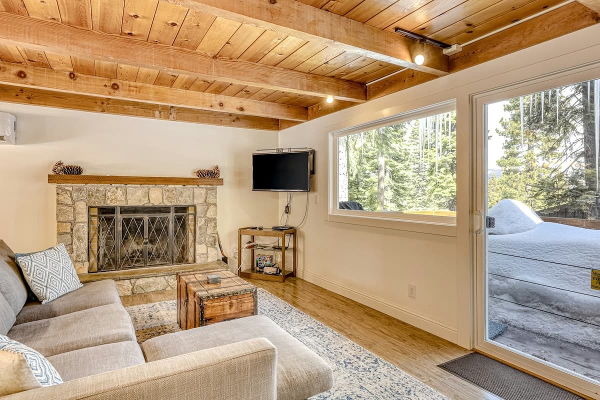 Flicker Retreat Tahoe Cabin with Lake Views - Photo 2