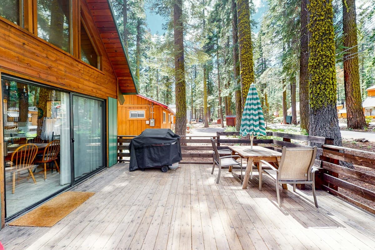 Tahoe Pines Cabin Deck, Fireplace, Walk to Beach - Photo 4