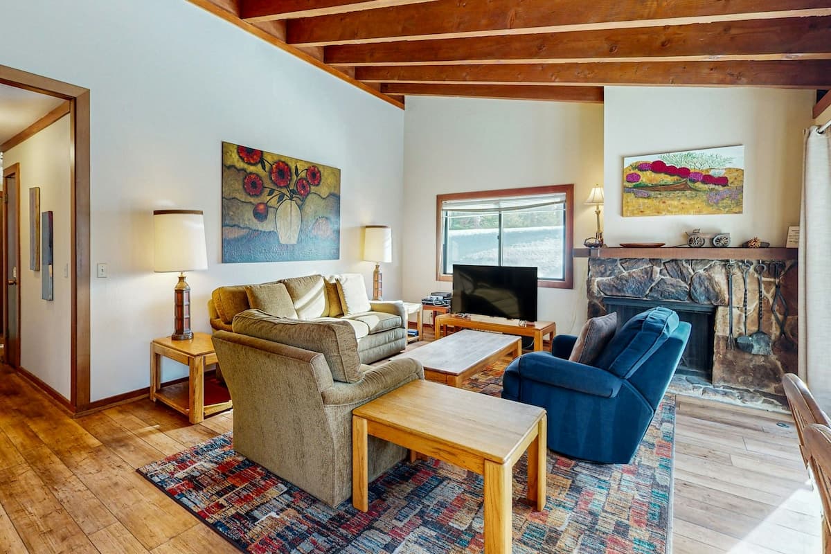 Lakeview Tahoe Condo with Dock & Resort Pool - Photo 1