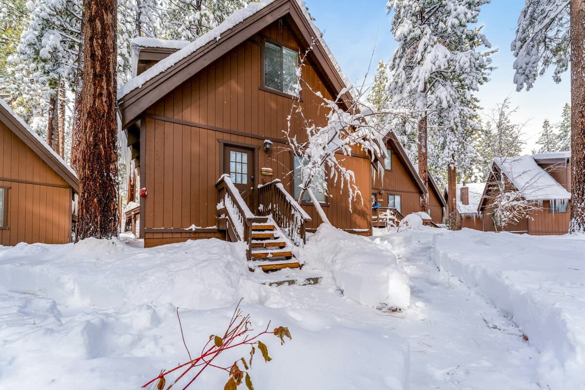Townhouse in Incline Village · ★4.46 · 3 bedrooms · 5 beds · 2 private baths - Photo 1