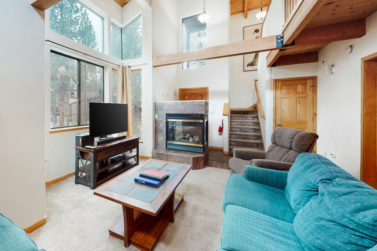 Townhouse in Zephyr Cove · ★4.55 · 3 bedrooms · 4 beds · 2 private baths - Photo 1