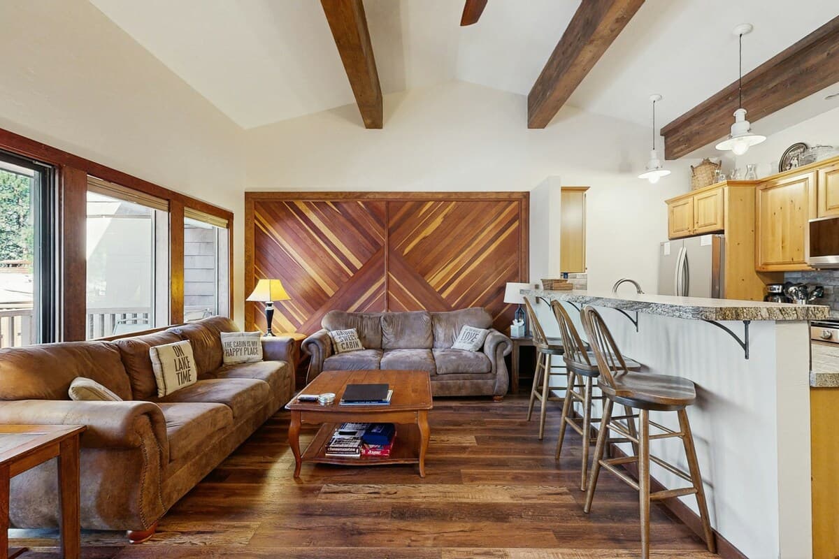 Condo in Zephyr Cove · ★4.6 · 3 bedrooms · 4 beds · 3 private baths - Photo 4