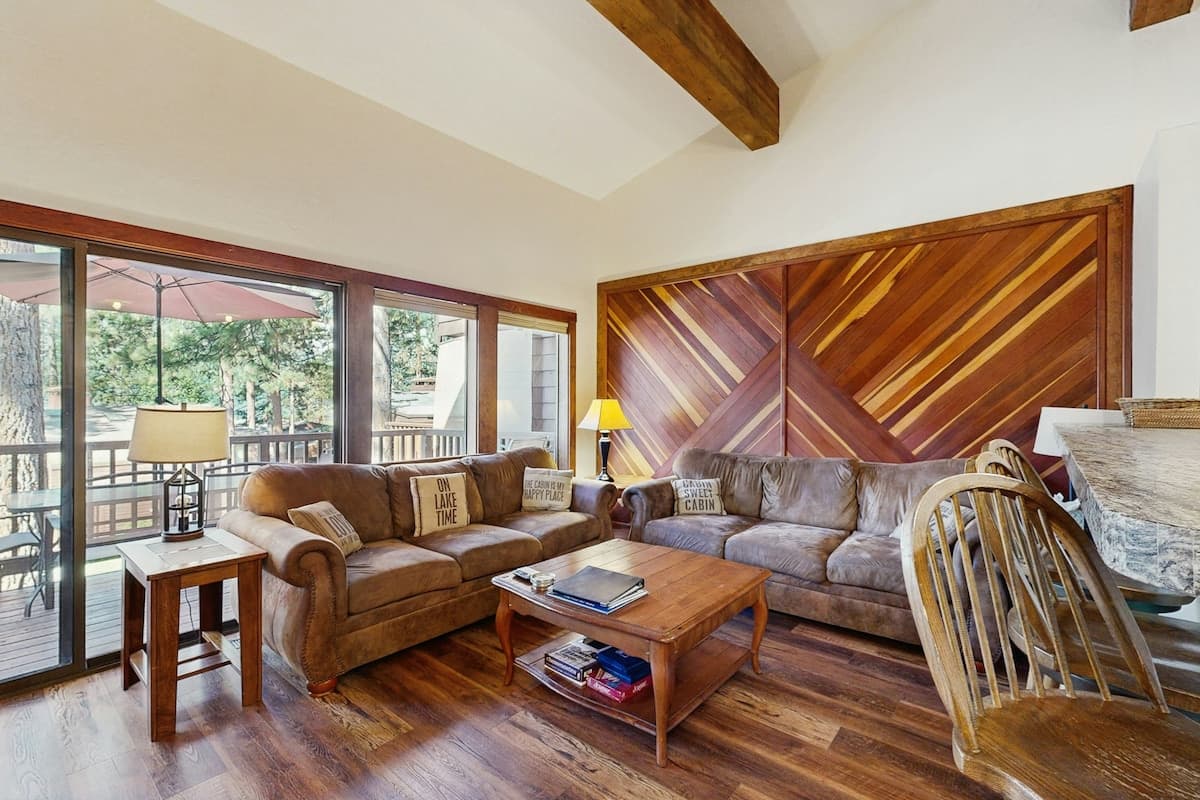 Condo in Zephyr Cove · ★4.6 · 3 bedrooms · 4 beds · 3 private baths - Photo 1