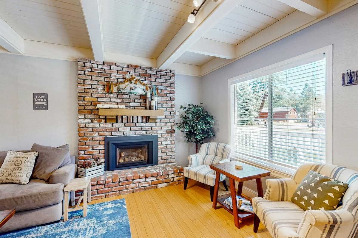 Cougar Haven Remodeled Chalet Near Heavenly (38) - Photo 5
