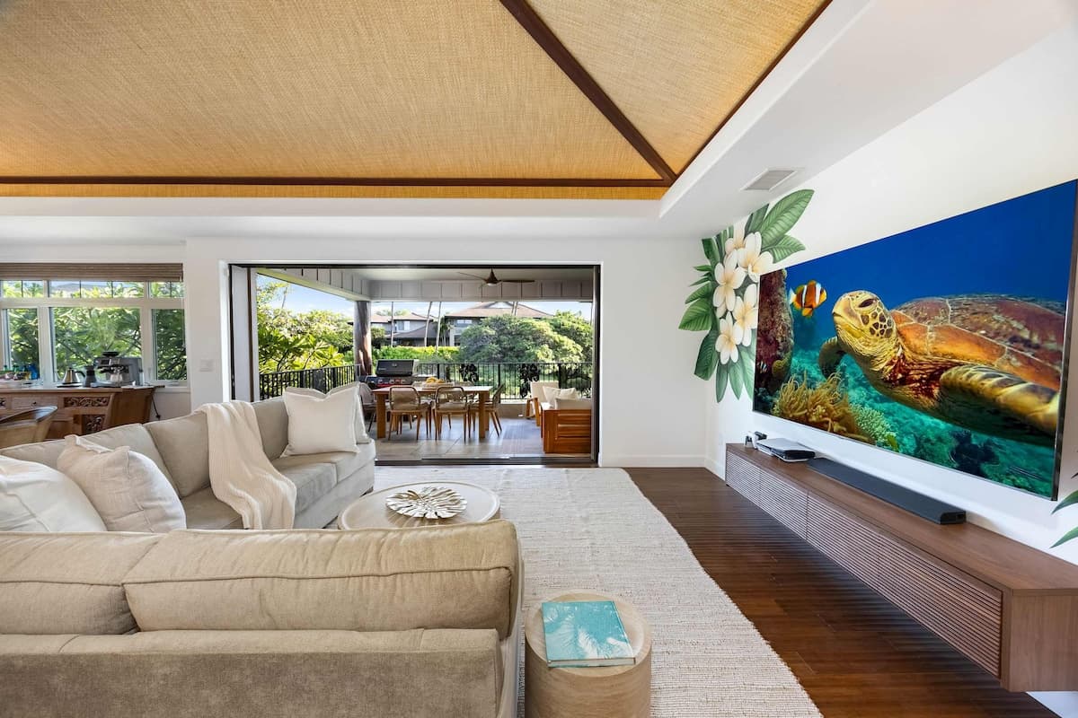 Villa in Waimea · ★4.94 · 4 bedrooms · 9 beds · 3.5 baths - Photo 3