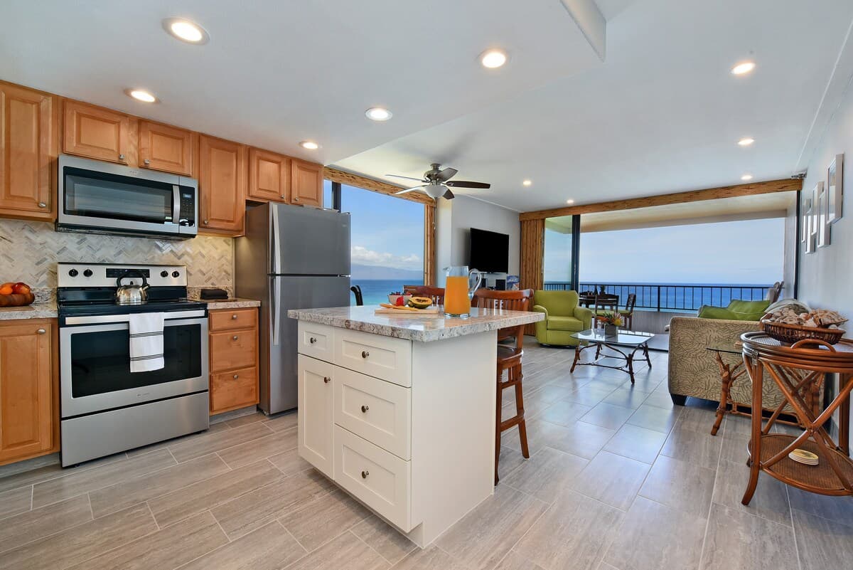 Condo in Lahaina · ★4.69 · 1 bedroom · 1 bed · 1 bath - Photo 5