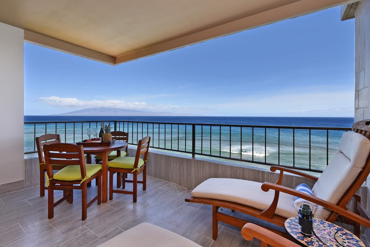 Condo in Lahaina · ★4.69 · 1 bedroom · 1 bed · 1 bath - Photo 1