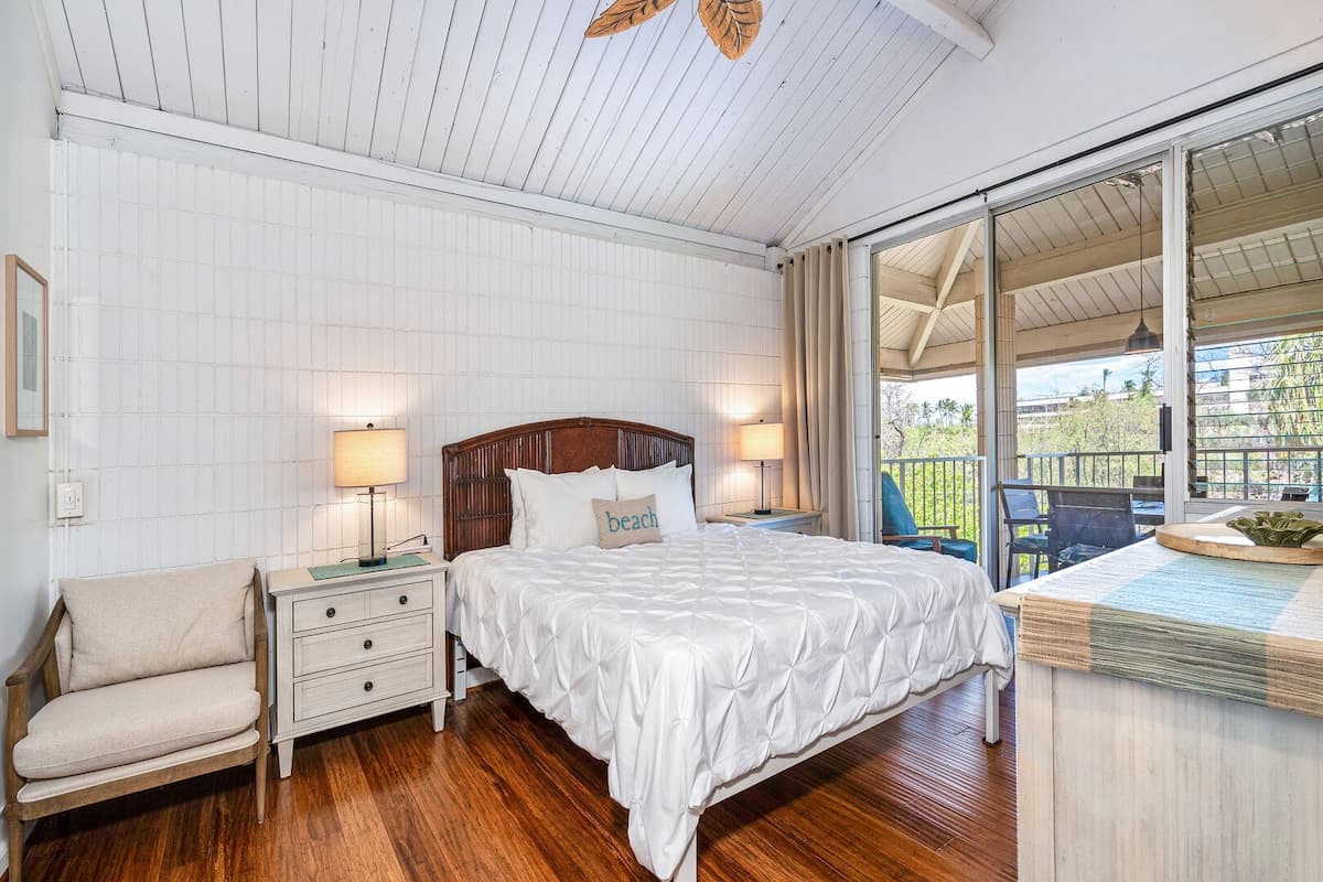 Condo in Kihei · ★5.0 · 2 bedrooms · 2 beds · 2 private baths - Photo 3