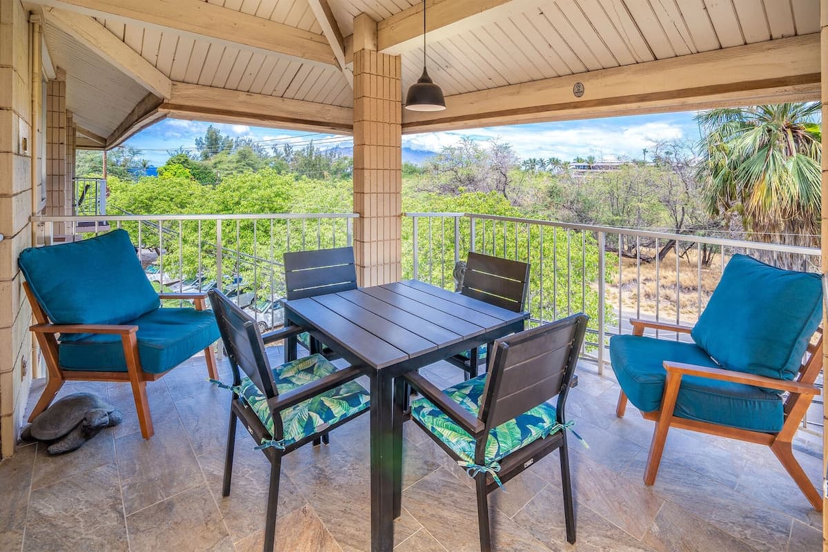 Condo in Kihei · ★5.0 · 2 bedrooms · 2 beds · 2 private baths - Photo 4