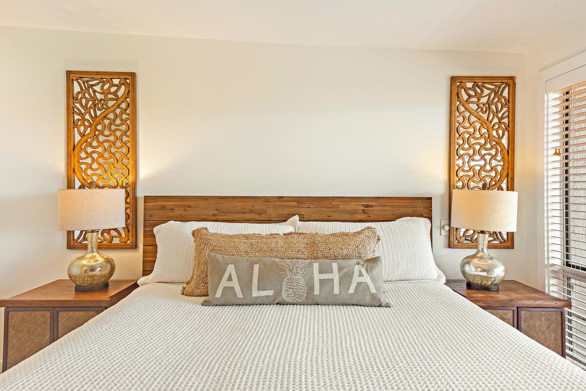Condo in Lahaina · ★5.0 · 2 bedrooms · 3 beds · 2 baths - Photo 2