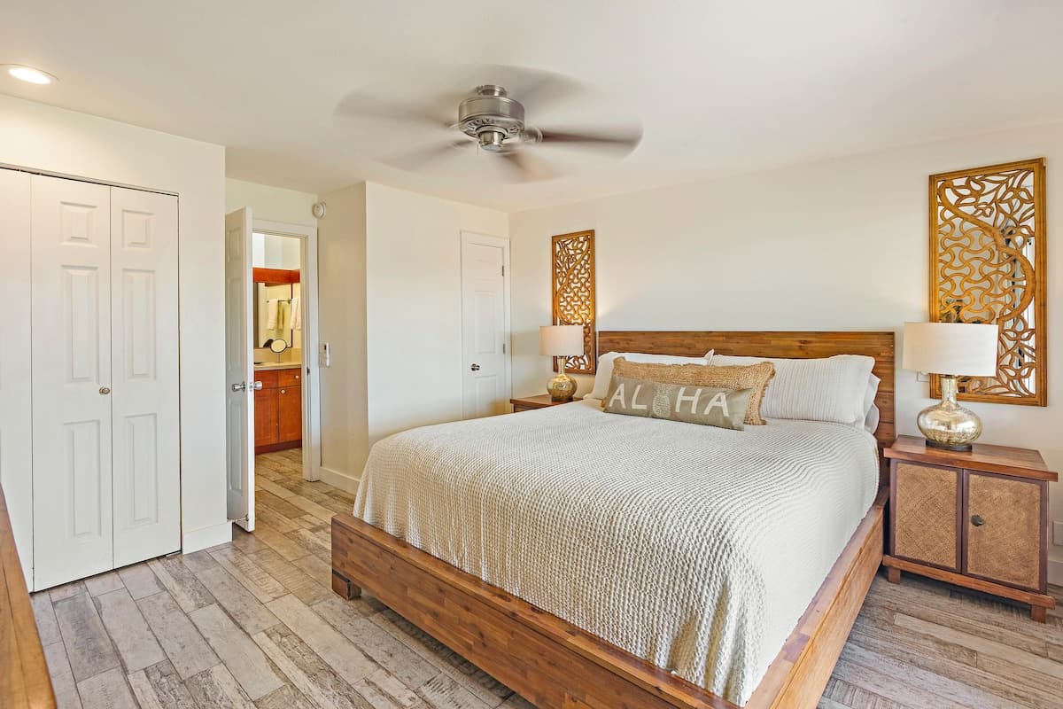 Condo in Lahaina · ★5.0 · 2 bedrooms · 3 beds · 2 baths - Photo 5