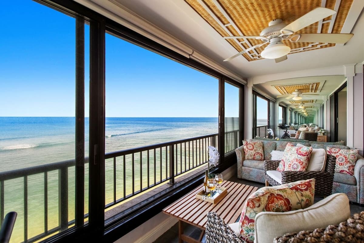 Condo in Lahaina · ★5.0 · 1 bedroom · 2 beds · 1 bath - Photo 5