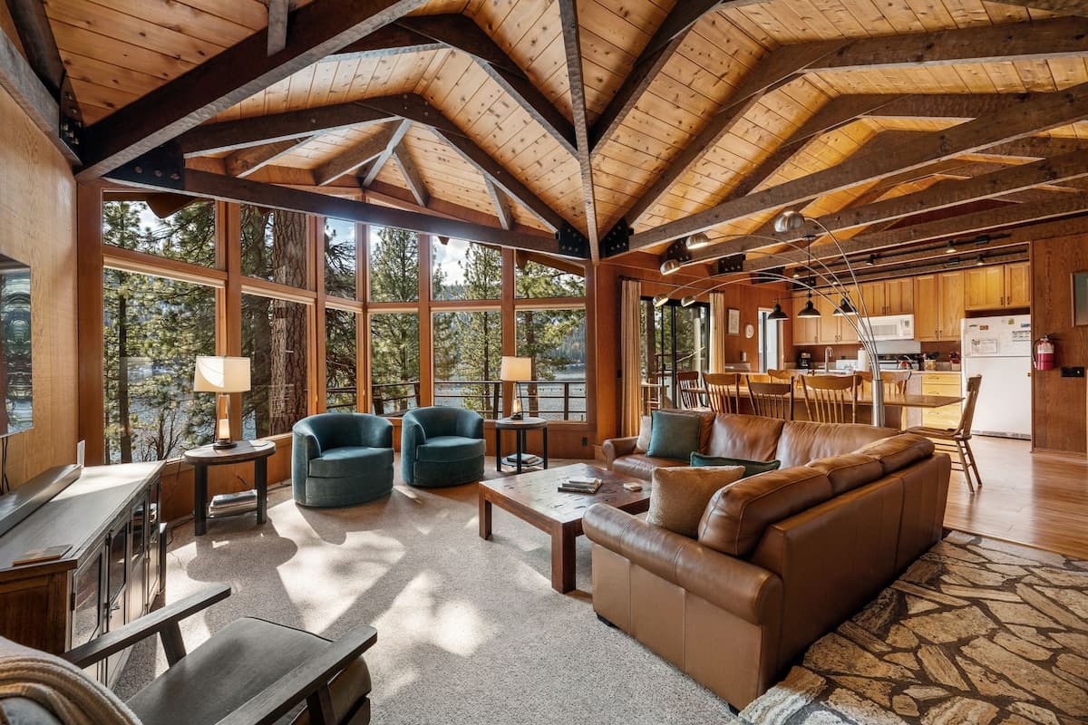 Donner Delight Lakefront Cabin with Ski Storage - Photo 1