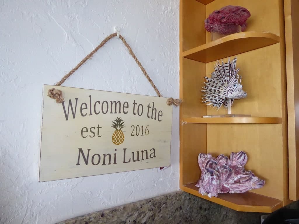 Condo in Lahaina · ★4.76 · 3 bedrooms · 7 beds · 3 private baths - Photo 4