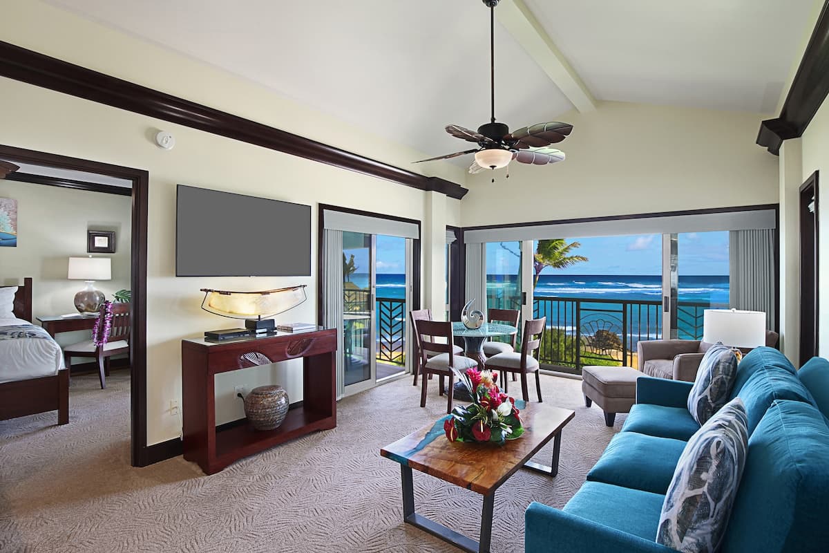 Condo in Kapaa · ★4.93 · 2 bedrooms · 3 beds · 3 baths - Photo 3