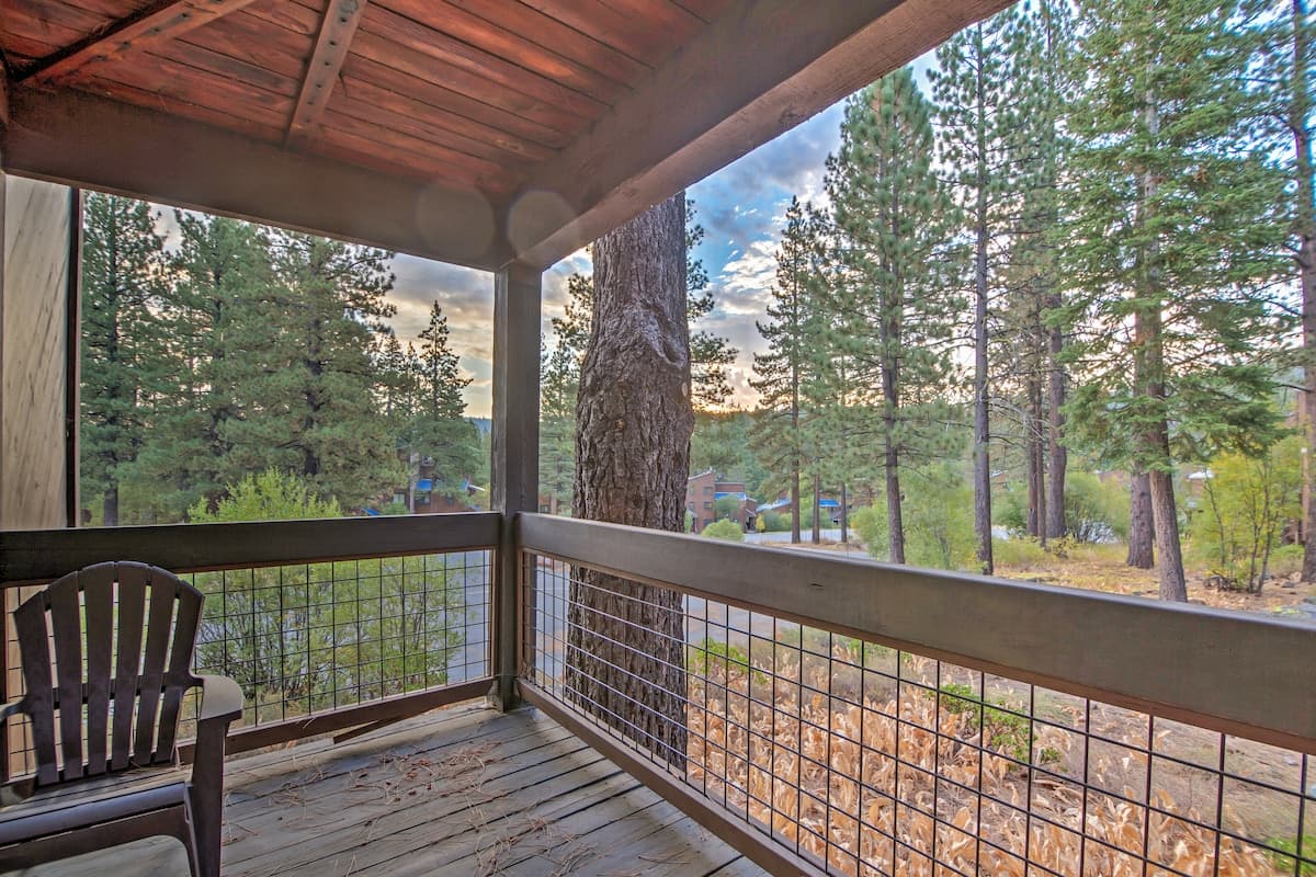 Northstar Ski Shuttle + Resort Amenities Access - Photo 2
