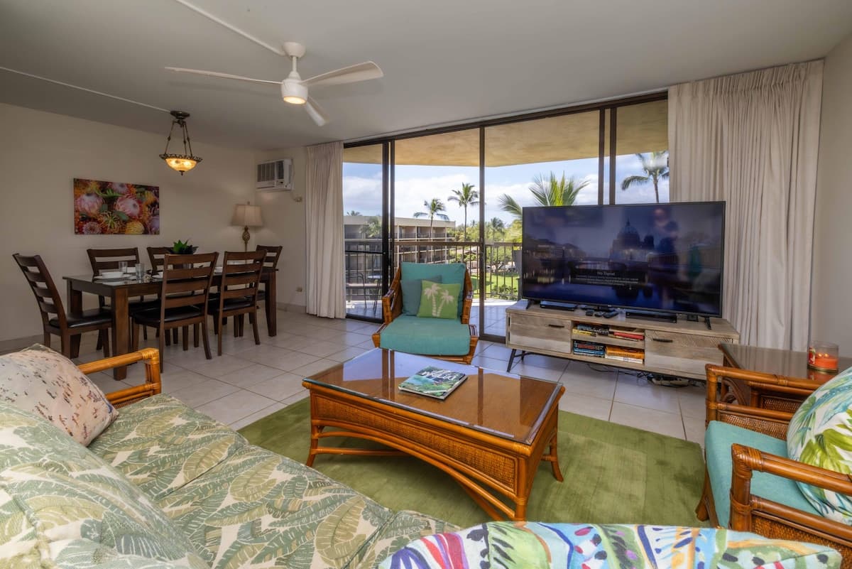 Condo in Kihei · ★4.71 · 2 bedrooms · 4 beds · 2 shared baths - Photo 4