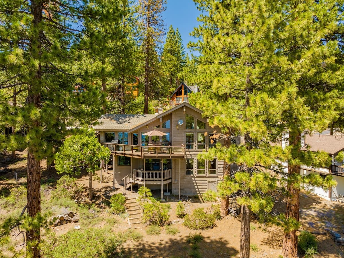 Home in Incline Village · 4 bedrooms · 5 beds · 3.5 private baths - Photo 1