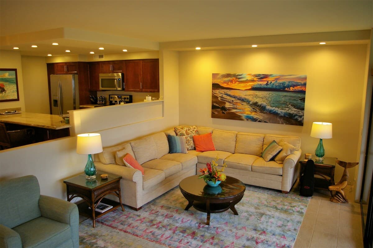 Condo in Lahaina · ★4.88 · 2 bedrooms · 3 beds · 2 private baths - Photo 4