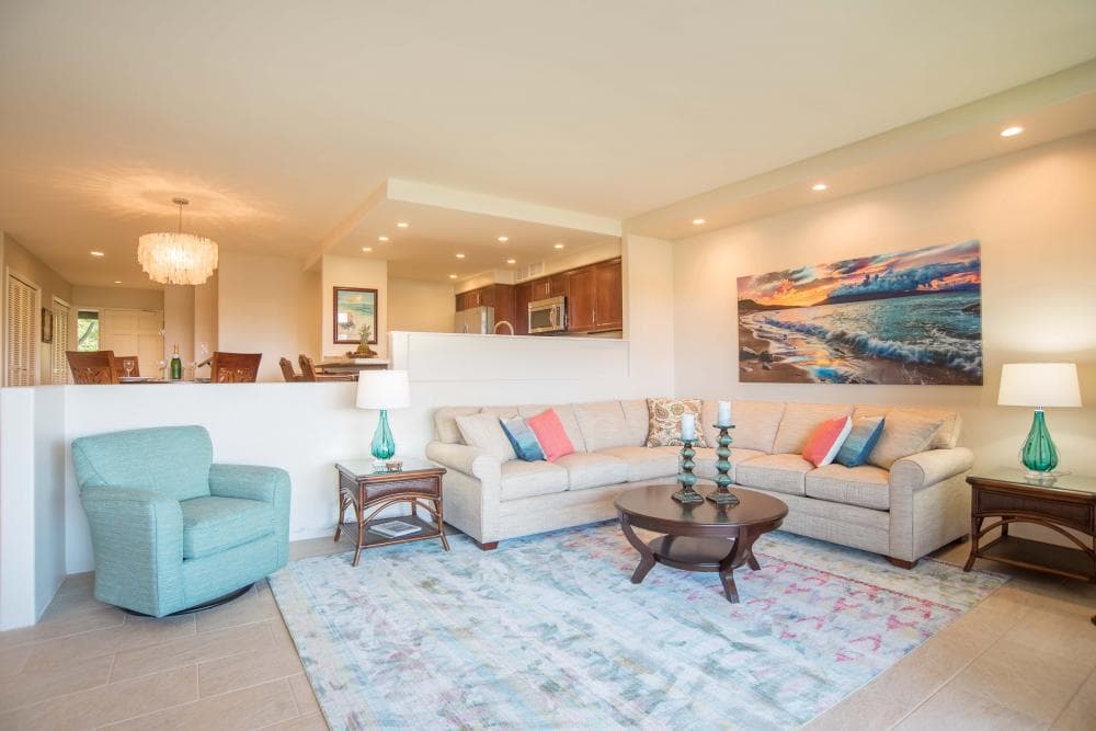 Condo in Lahaina · ★4.88 · 2 bedrooms · 3 beds · 2 private baths - Photo 2