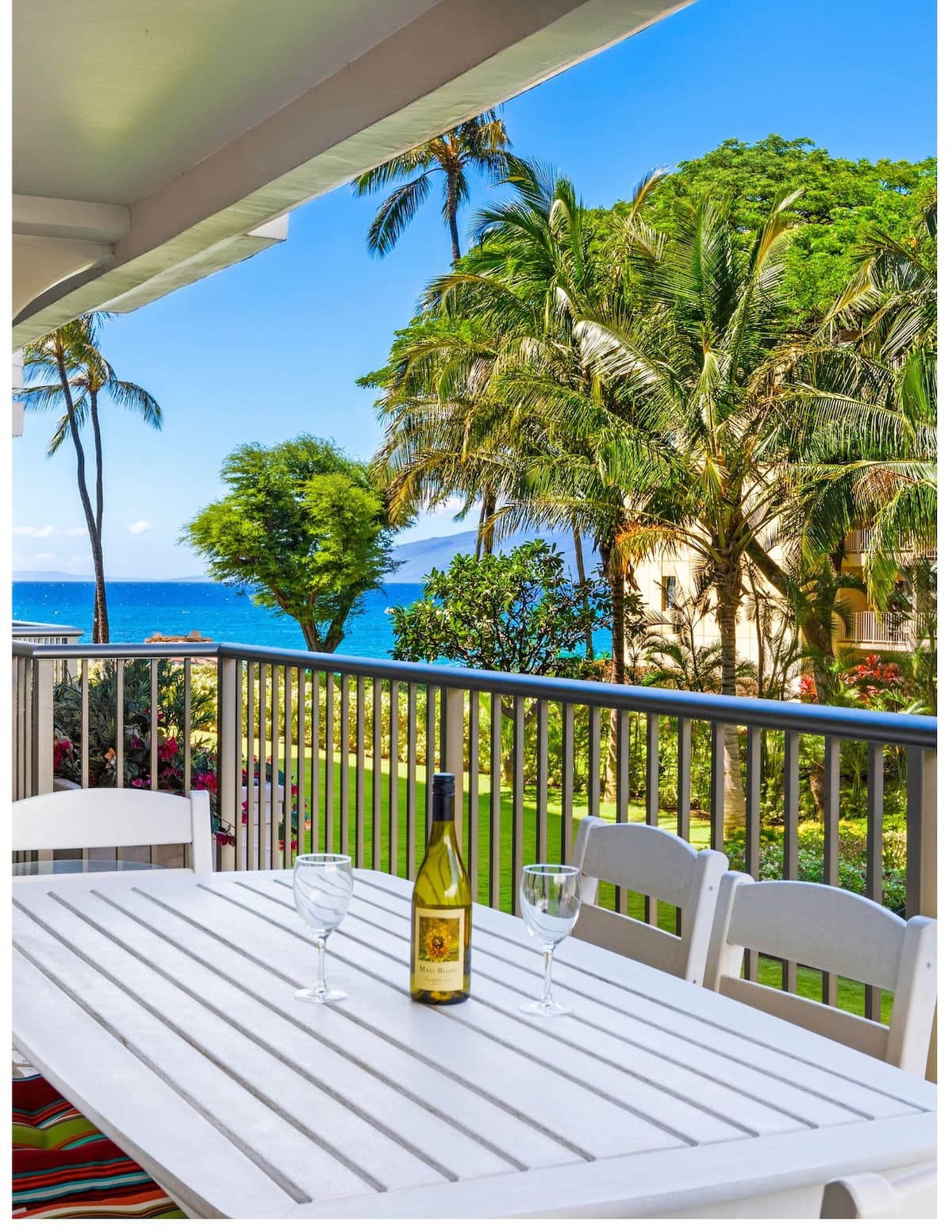 Condo in Lahaina · ★4.57 · 1 bedroom · 2 beds · 2 baths - Photo 3