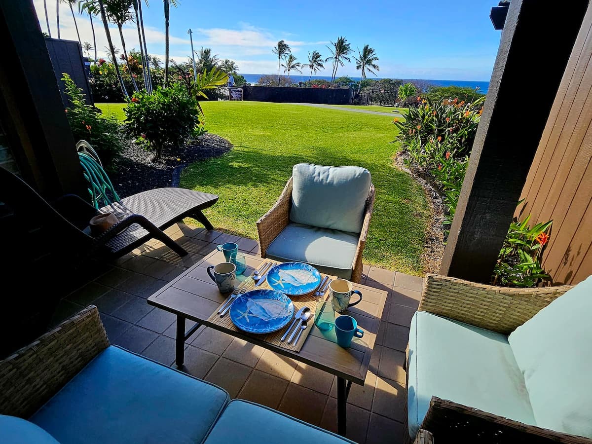 Condo in Pahala · ★4.65 · Studio · 2 beds · 1 private bath - Photo 1