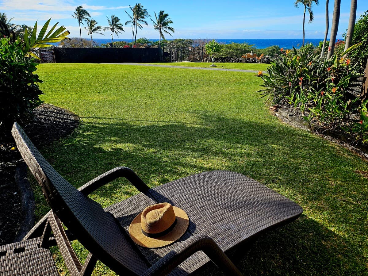Condo in Pahala · ★4.65 · Studio · 2 beds · 1 private bath - Photo 2