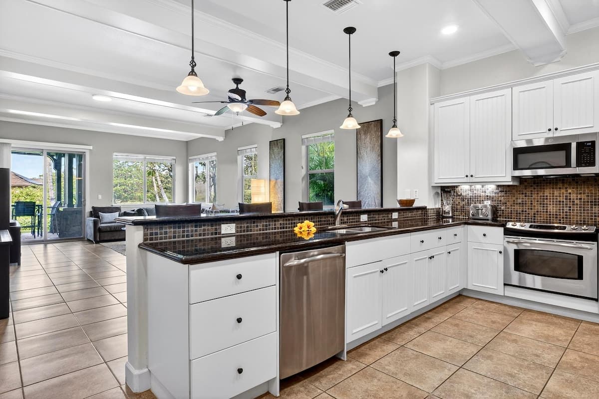 Condo in Waikoloa Beach Resort · ★4.33 · 3 bedrooms · 5 beds · 2.5 private baths - Photo 4