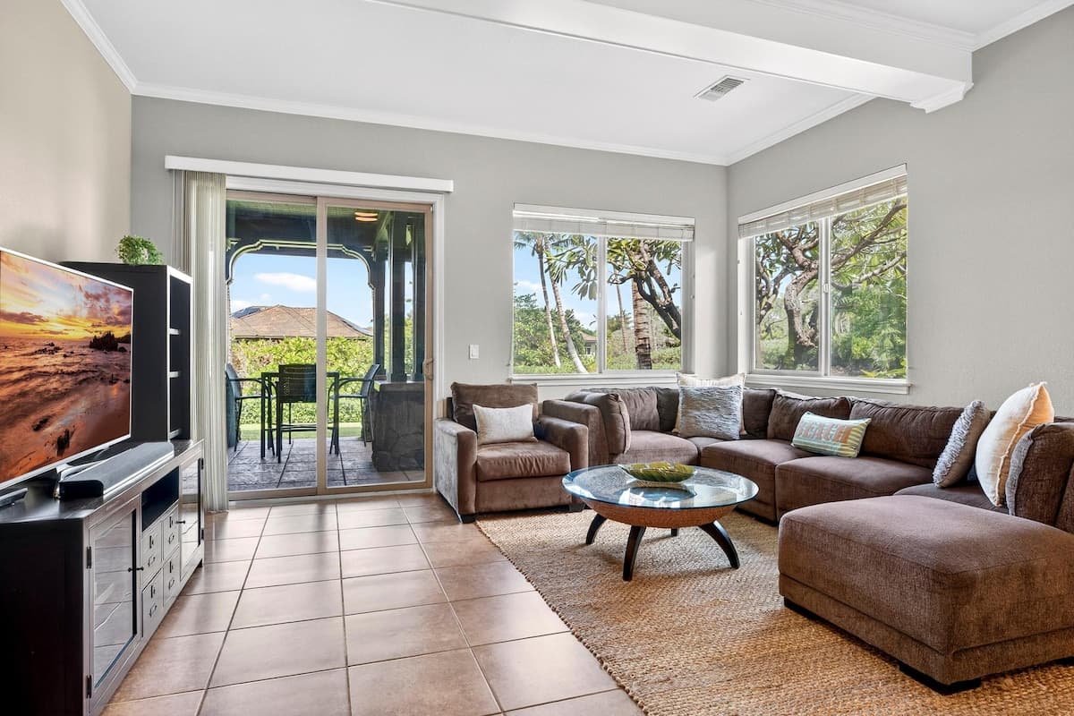 Condo in Waikoloa Beach Resort · ★4.33 · 3 bedrooms · 5 beds · 2.5 private baths - Photo 2