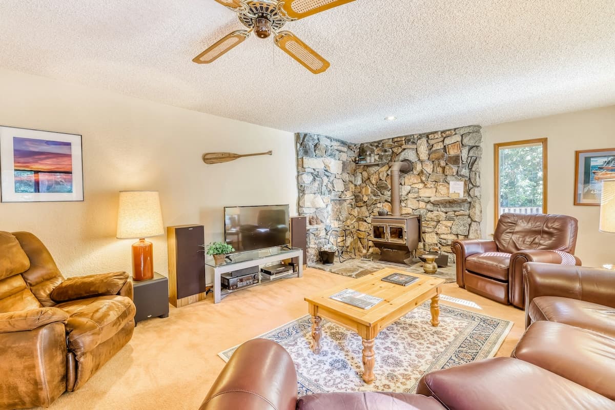 Lakefront Homewood Bliss with Game Room & Library - Photo 3
