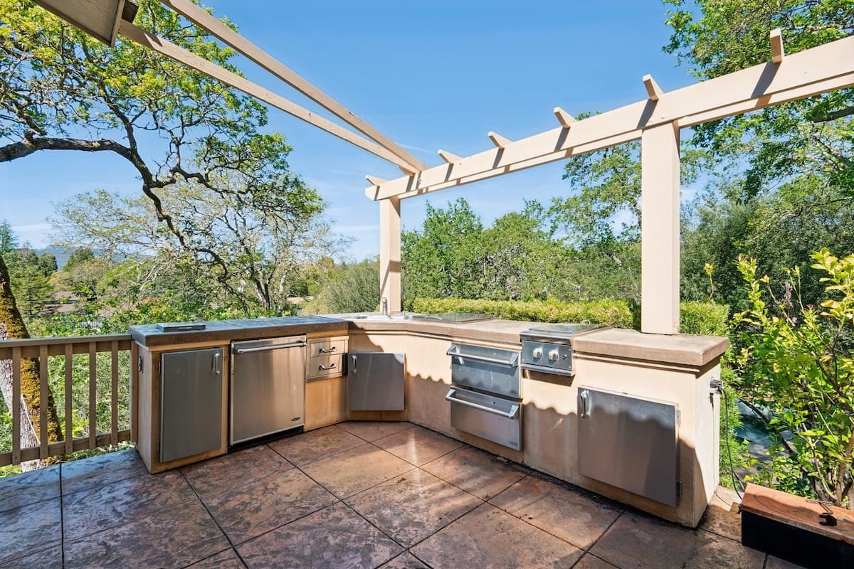 Wine Country Guest Suite, Hot Tub & Views - Photo 2