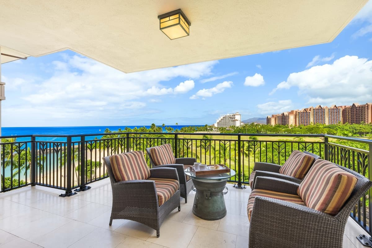 Beach Villas Oceanfront Resort at Ko Olina w/Unobs - Photo 1