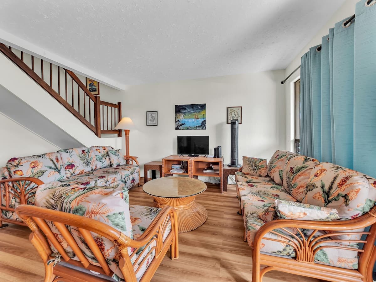 Condo in Pahala · ★4.51 · 2 bedrooms · 2 beds · 2 shared baths - Photo 1
