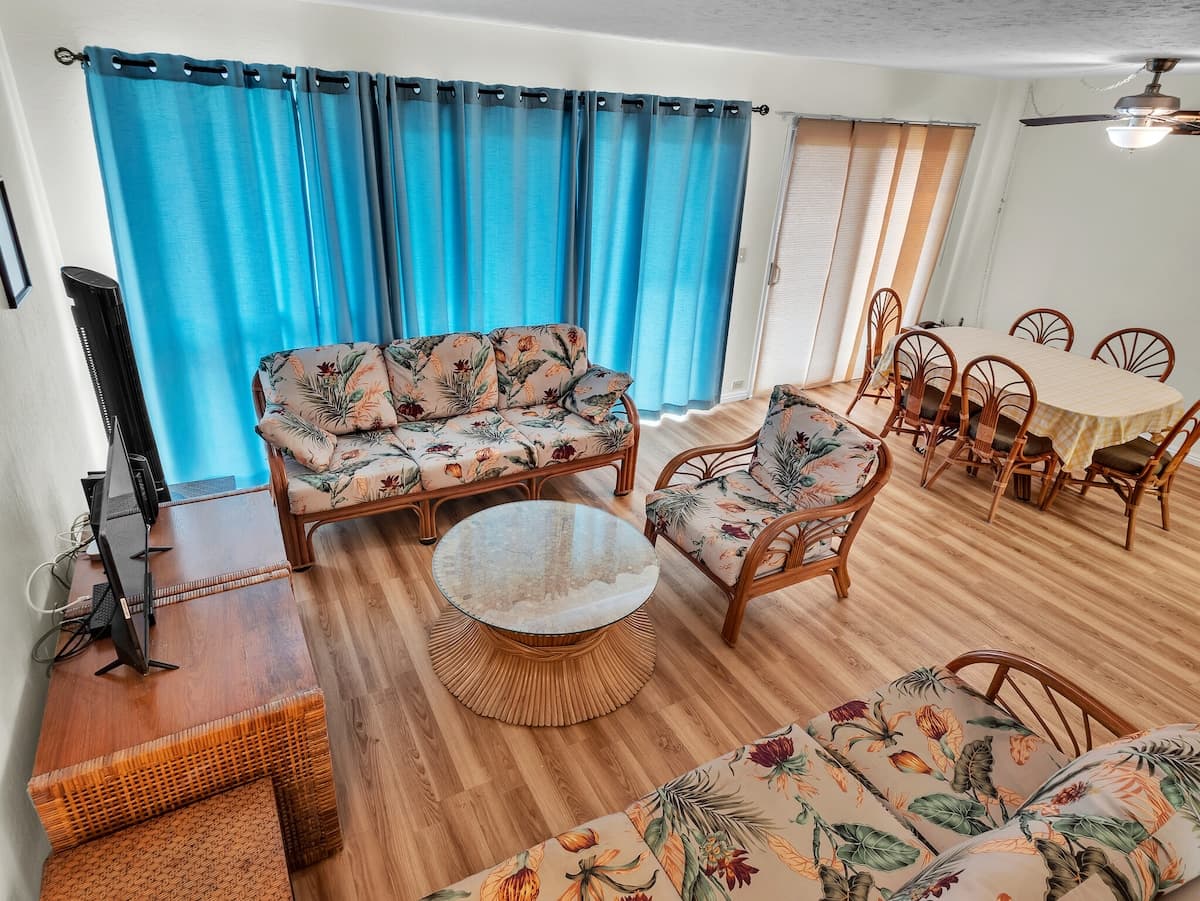 Condo in Pahala · ★4.51 · 2 bedrooms · 2 beds · 2 shared baths - Photo 3