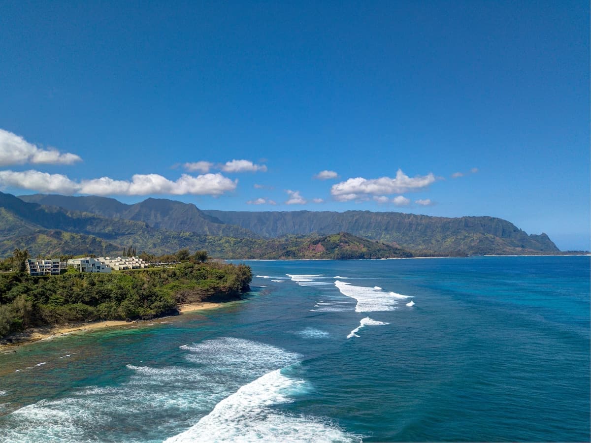 Condo in Princeville · ★4.71 · 2 bedrooms · 3 beds · 2 private baths - Photo 3