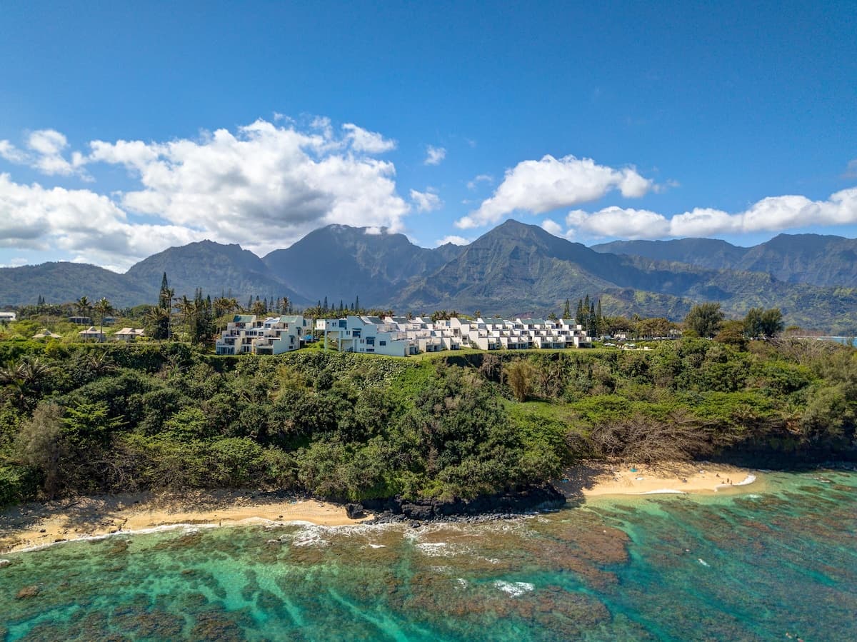 Condo in Princeville · ★4.71 · 2 bedrooms · 3 beds · 2 private baths - Photo 2