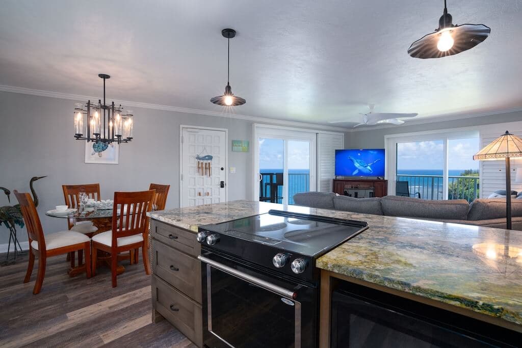 Condo in Princeville · ★4.96 · 2 bedrooms · 2 beds · 2 baths - Photo 1
