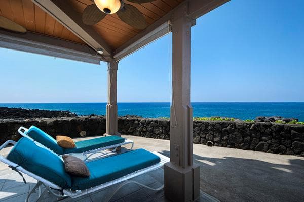 Condo in Kailua-Kona · ★4.93 · 2 bedrooms · 3 beds · 2 baths - Photo 5