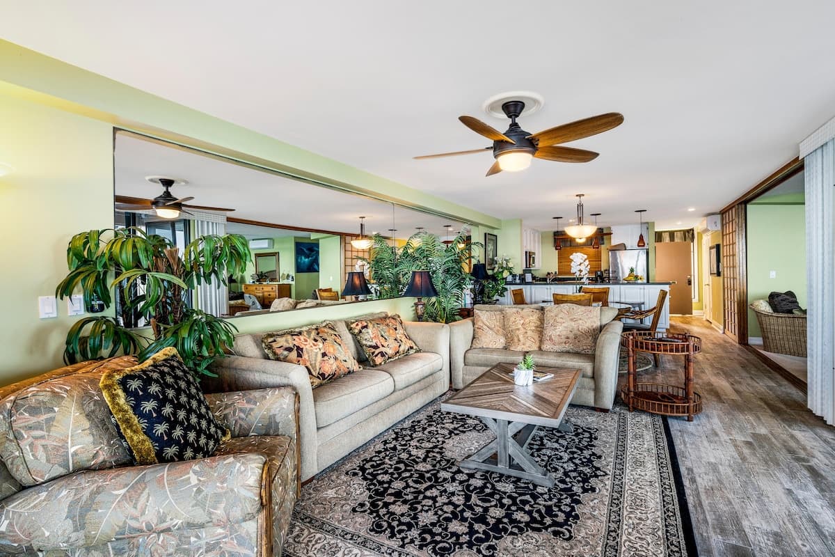 Condo in Kailua-Kona · ★4.93 · 2 bedrooms · 3 beds · 2 baths - Photo 3