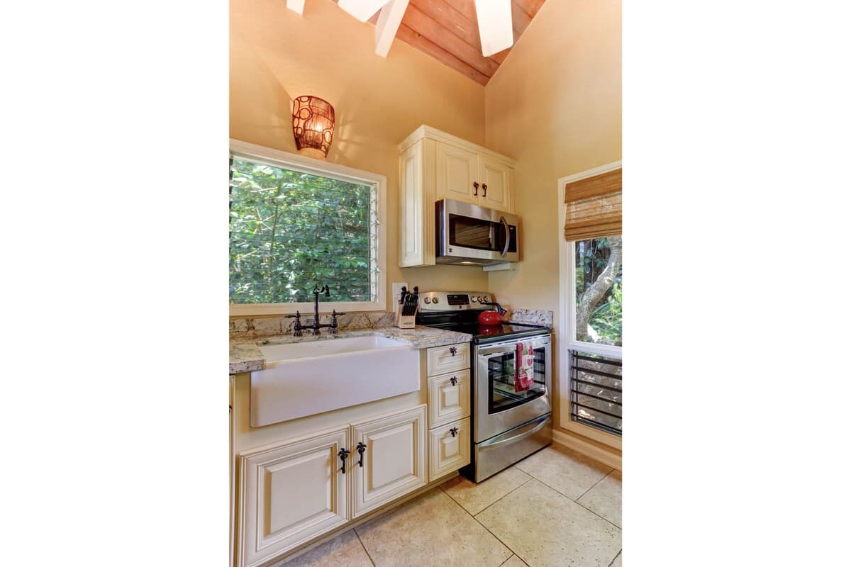 Townhouse in Koloa · ★4.78 · 2 bedrooms · 2 beds · 2 baths - Photo 2